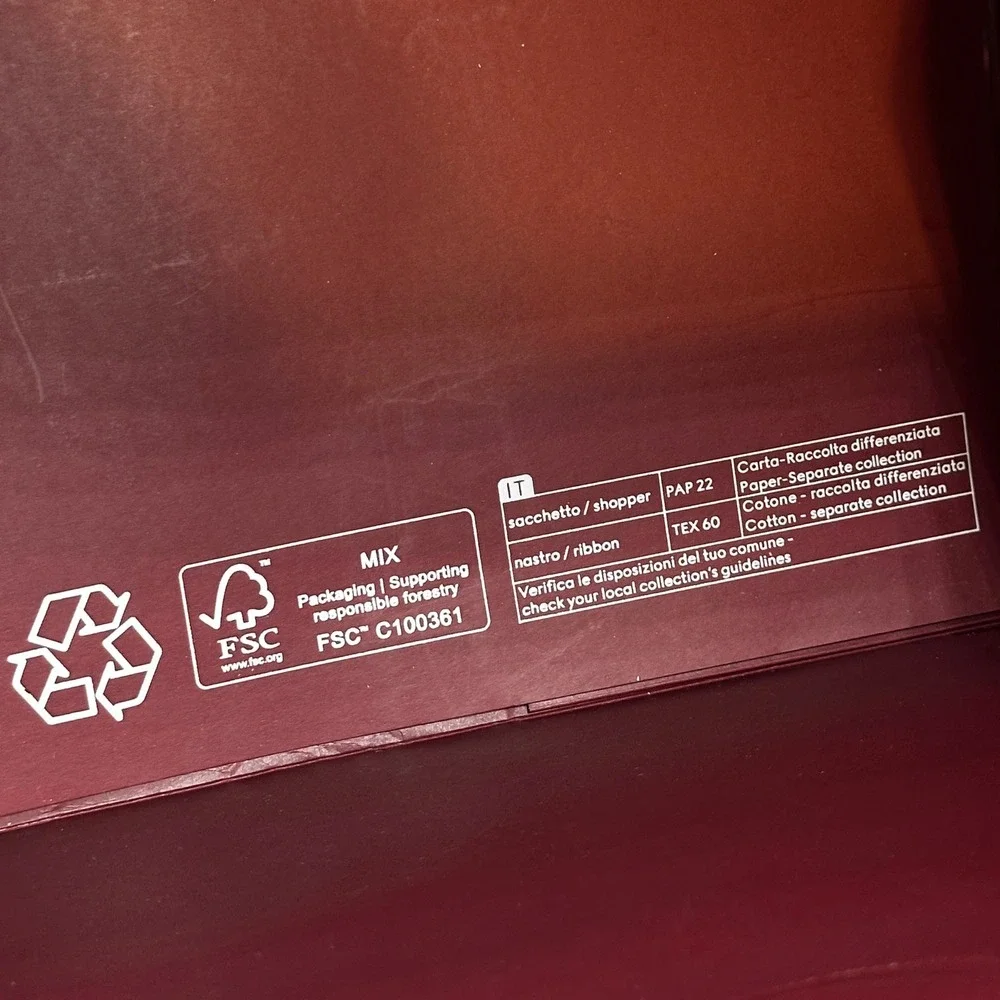 Gucci Shopping Bag Large Burgundy Excellent Glossy Gift Tote Authentic